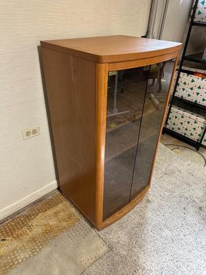 STEREO CABINET