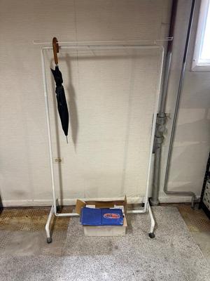 GARMENT RACK, UMBRELLA AND AB SLIDE