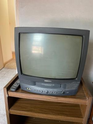 20" TV with TV Stand