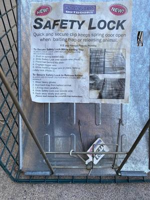 ANIMAL PLAY PEN AND LIVE TRAPS