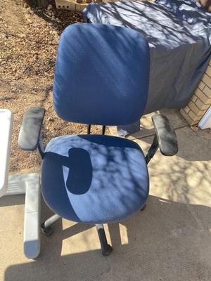 ROLLING OFFICE CHAIR AND NICE ADJUSTABLE TABLE