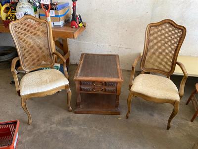 CHAIRS AND A LARGE END TABLE