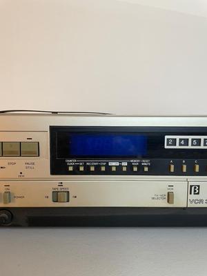 Sanyo VCR 3900 - II