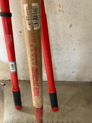 YARD AND GARDEN HAND TOOLS