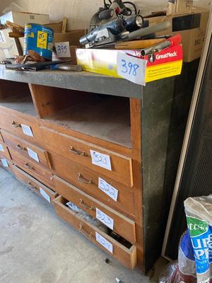 BIG SET OF DRAWERS PERFECT FOR GARAGE OR WORKSHOP