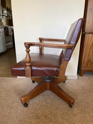 Maroon Office / Desk Chair