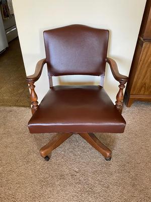 Maroon Office / Desk Chair