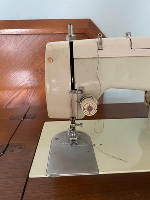 Vintage Sears Kenmore Sewing Machine / Table