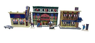 HAWTHORN CUBS COLLECTION & Figurines