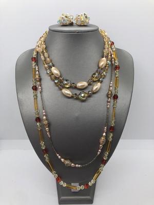 LOT 28J: Vintage Delicate Bead Necklace (24