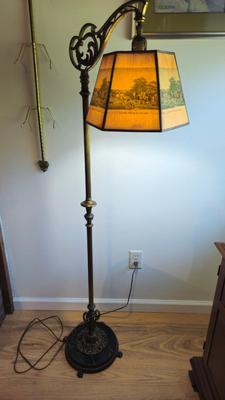 Brass Floor Lamp with Marble Base & Hunt Scene Shade (LR-DW)