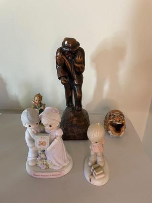 Decorative Figurines