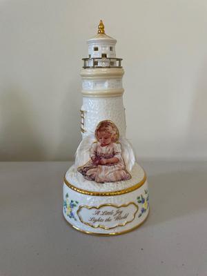 Ardleigh-Elliott Music Box - Lighthouse