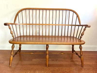 ETHAN ALLEN Windsor Style Maple Bench