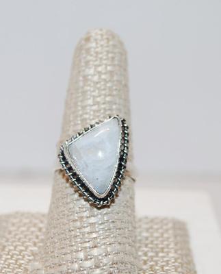 Size 9¼ Triangular Gray Moonstone Style Ring (5.2g)