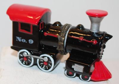 Petite Red & Black Locomotive Hinged Trinket Box 3