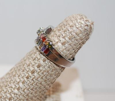 Size 5½ Lots of Multicolor Stones Ring with 3 Tiers (4.2g)