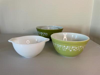 Vintage Pyrex Redesigned "Spring Blossom" Mixing Bowls