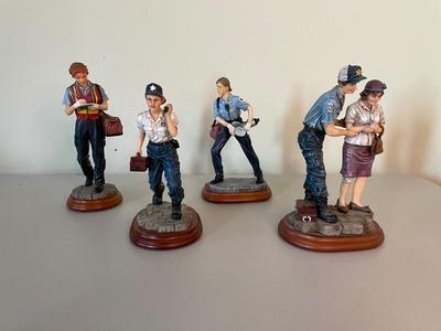 "Medics of Valor" Statues / Figurines