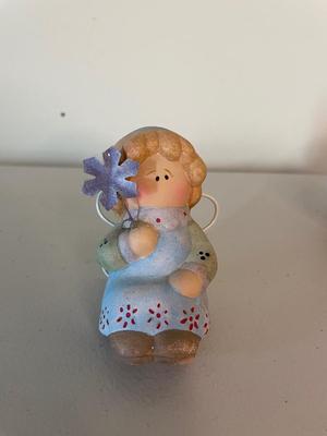 Lot of Angel like Figurines