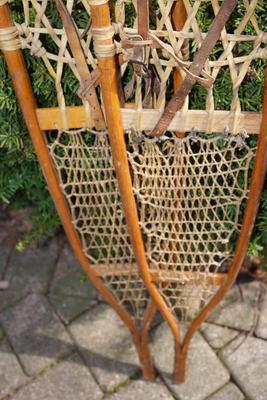 VINTAGE TUBBS NORWAY MAINE SNOWSHOES W/ LEATHER BINDINGS . #0317