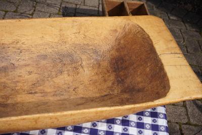 ANTIQUE PRIMITIVE DOUGH TROUGH OR TRAY 36"