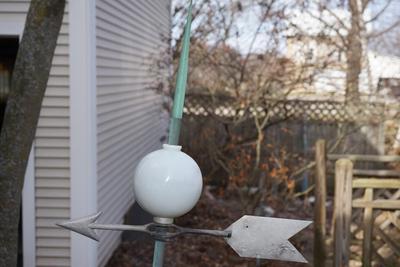 ANTIQUE LIGHTENING ROD W/ MILKGLASS BALL