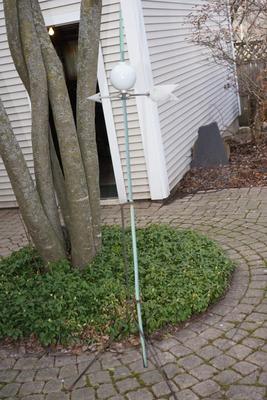 ANTIQUE LIGHTENING ROD W/ MILKGLASS BALL