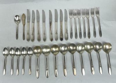 Vintage Silver-plated Flatware in wooden box Tudor Plate by Oneida Community Silversmith