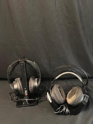 Two Pairs of Wireless Sony Headphones (LR-DW)