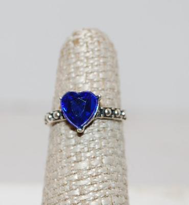 Size 6 Royal Blue Single Heart Stone Ring with Half Sphere Accents (2.0g)
