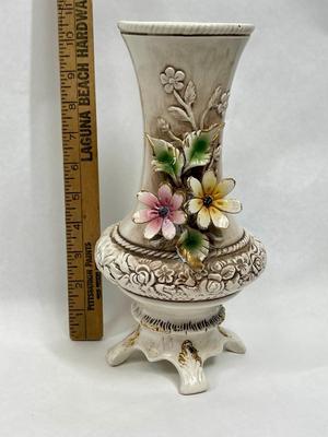 Tall Vintage Capodimonte Ceramic Vase with Daisy Flower Petal trim