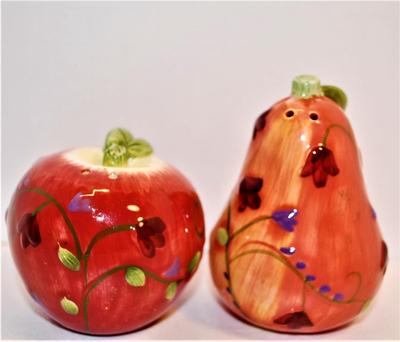 Salt & Pepper Sets - Pear & Apple Set with Vines and Flowers in Reds 3