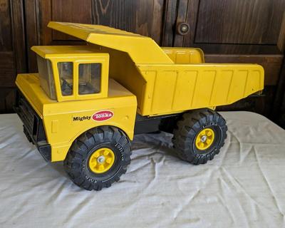 Vintage Mighty Tonka Dump Truck