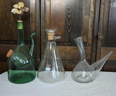 Pyrex 5340 Filtering Flask w/ Glass Wine Decanters