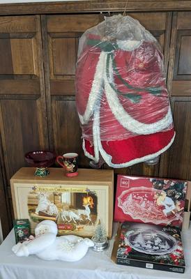 Grandeur Noel Christmas in Box