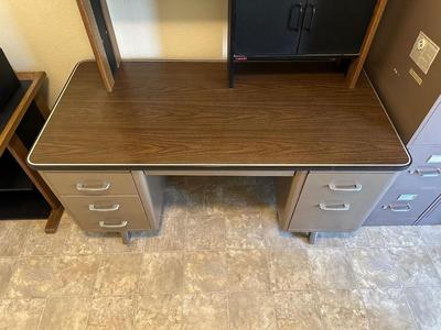 METAL DESK WITH DRAWERS AND HUTCH