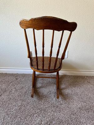 VINTAGE SEWING ROCKING CHAIR