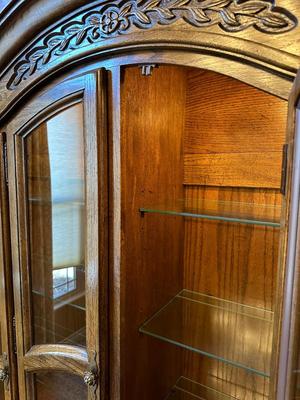 GORGEOUS â€œAMERICAN OF MARTINSVILLEâ€ LIGHTED CHINA CABINET/HUTCH