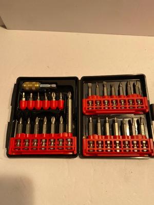 CRAFTSMAN Screwdriver Handle and a Variety of Bits
