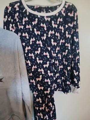 LIKE NEW THE ORIGINAL MUK LUKS AND ANOTHER PAIR OF 2 PIECE PAJAMAS SIZE XL