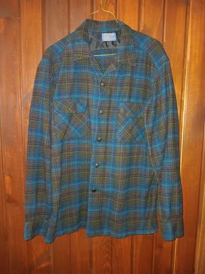 Pendleton 100% Virgin wool Men's long sleeve shirt