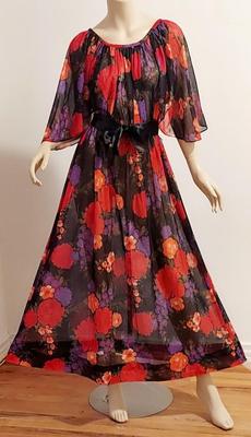 Vtg 1960s-70s Solo San Francisco Maxi Fluid