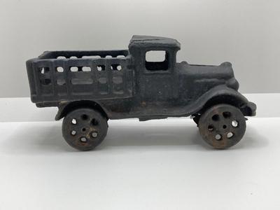 LOT 85: Vintage Cast Iron Car and Truck