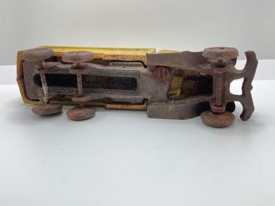 LOT 89: Vintage Cast Iron Delivery Truck
