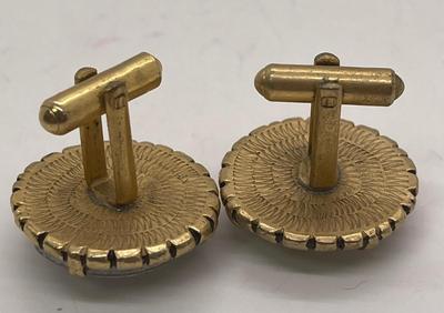 Vintage men's jewelry - Cuff Link Set with Asian Thailand Design