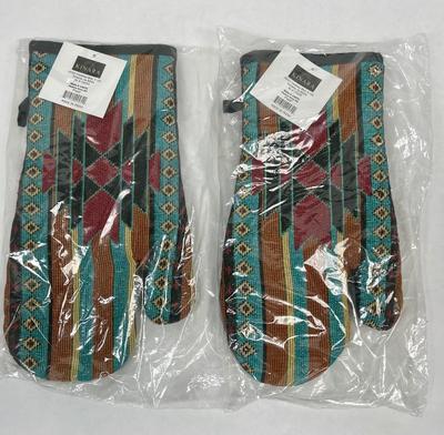 2 Oven Mitts - New in package - Southwestern Print Material