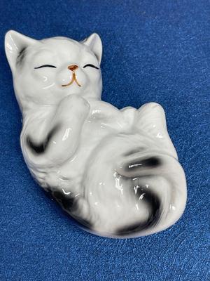 White and Black Cat SLEEP TIGHT Danbury Mint Cats of Character