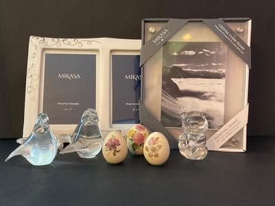 LOT 141: Signed Ivory Satin Hand Painted Egg (D. Hague), Glass Birds & Bear Figurines & Mikasa Picture Frames