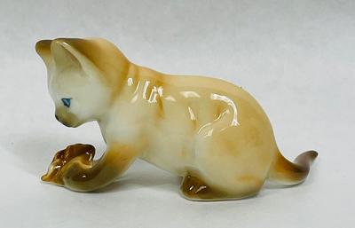 Cats of Character Cat Figurine WHATS THIS? Danbury Mint